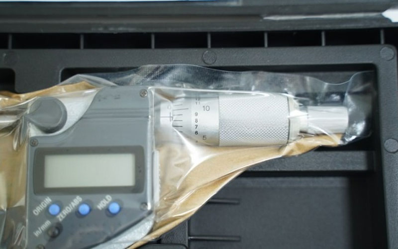 Panme đo ngoài điện tử 1-2″/25-50mm/0.001mm Mitutoyo 293-331-30