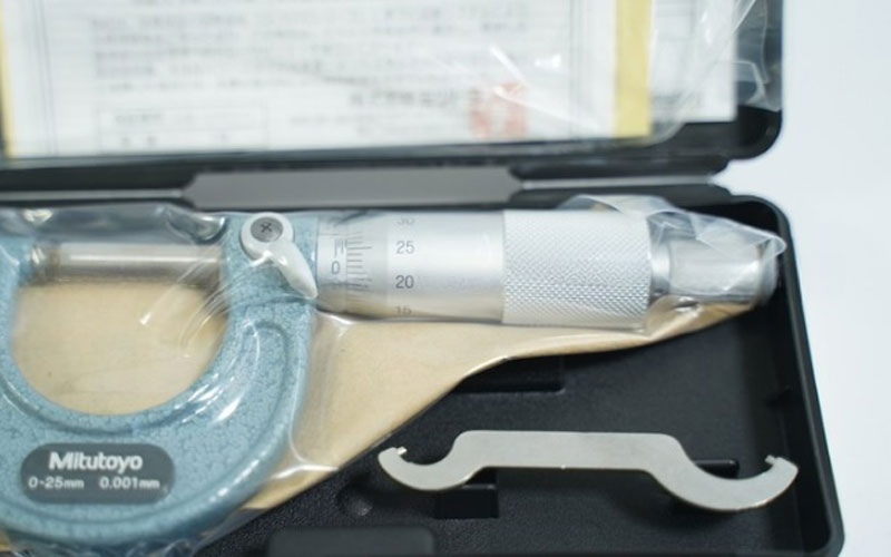 Panme đo ngoài Mitutoyo 103-129 (0-25mm)