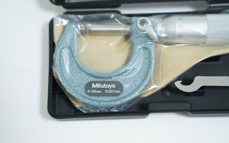 Panme đo ngoài Mitutoyo 103-129 (0-25mm)