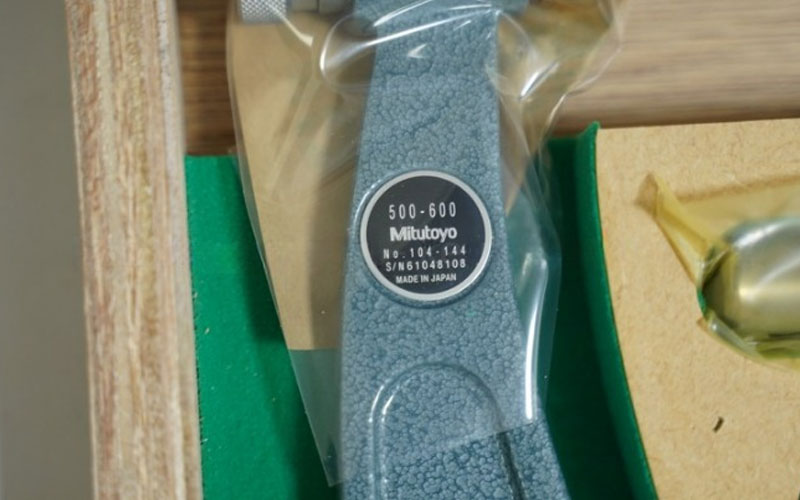Panme đo ngoài Mitutoyo 104-144A (500-600mm/0.01mm)