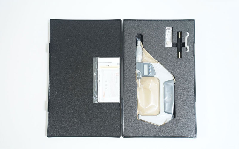 Panme điện tử đo ngoài Mitutoyo 293-233-30 (75-100mm/0.001mm)