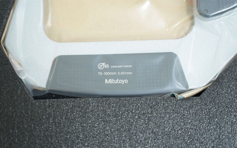 Panme điện tử đo ngoài Mitutoyo 293-233-30 (75-100mm/0.001mm)