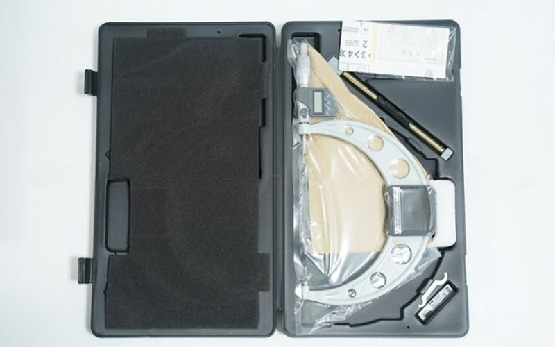 Panme điện tử đo ngoài Mitutoyo 293-253-30 (175-200mm/0.001mm)