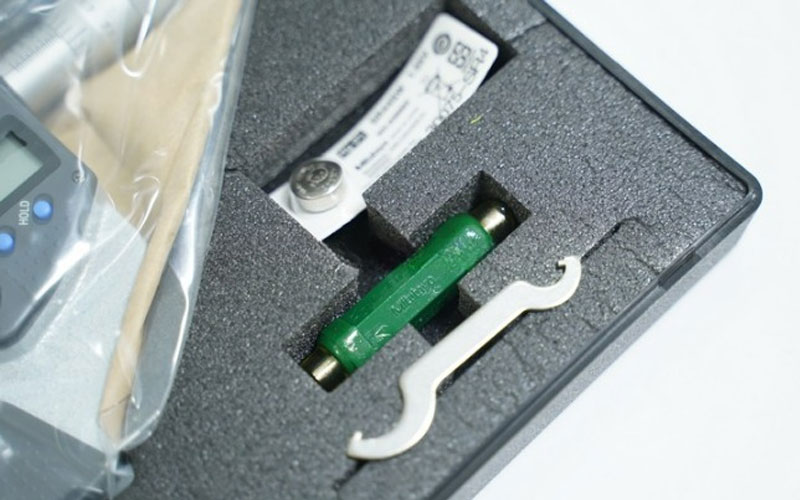 Panme điện tử đo ngoài Mitutoyo 293-342-30 (2-3″/50-75mm/0.001mm)