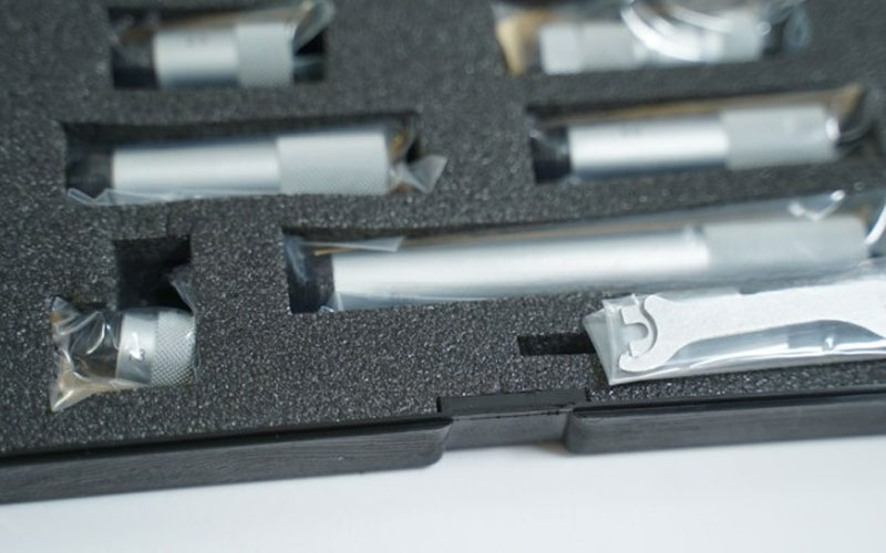 Panme đo trong dạng ống nối Mitutoyo 137-202 (50-300mm x 0.01)