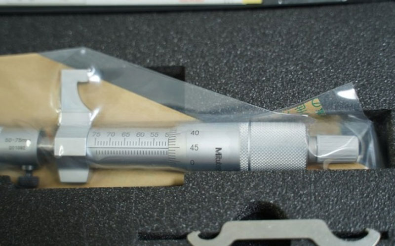 Panme đo trong Mitutoyo 145-187 (50-75mm x 0.01)