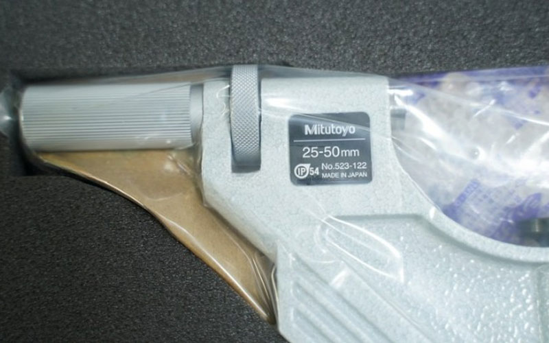 Panme đồng hồ Mitutoyo 523-122 (25-50mm/0.001mm)