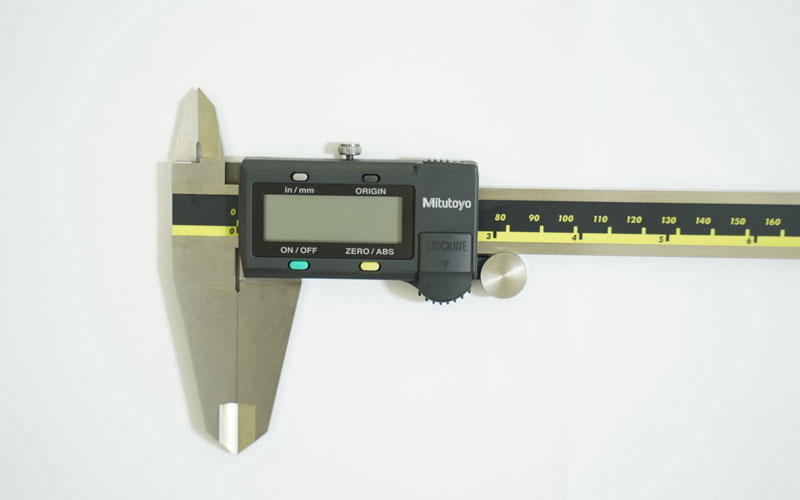 Thước cặp điện tử Mitutoyo 500-173-30 (300mm/12″ x 0.01)