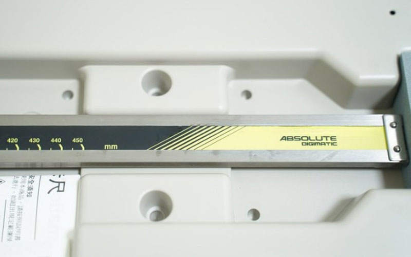 Thước cặp điện tử Mitutoyo 500-500-10 (0-450mm)