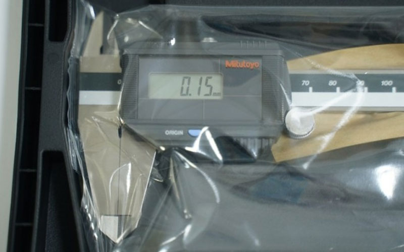 Thước cặp điện tử 0-200mm/0.01mm Pin Solar Mitutoyo 500-775