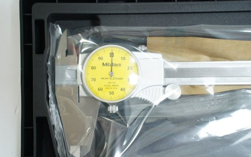 Thước cặp đồng hồ Mitutoyo 505-733 (200mmx0.01mm)