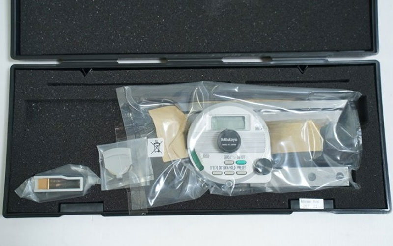 Thước đo góc vạn năng điện tử 150mm Mitutoyo 187-501