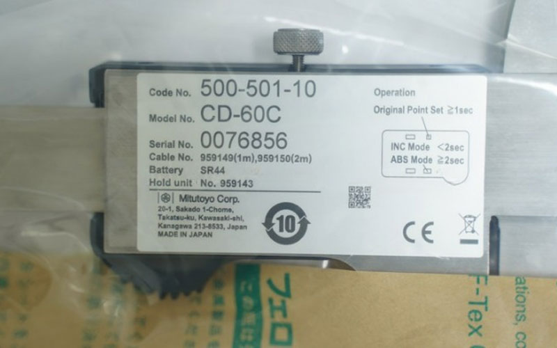 Thước kẹp điện tử Mitutoyo 500-501-10 (600mmx0.01)