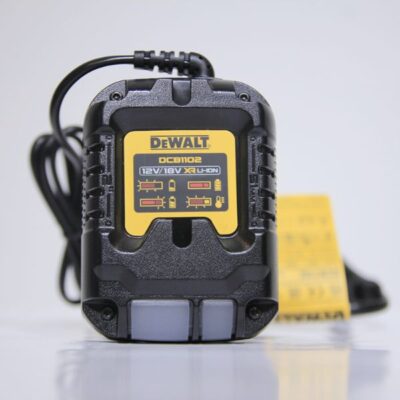 Bộ sạc pin 10.8-18V/ 2A Dewalt DCB1102-B1