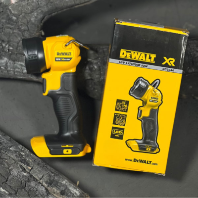 Đèn led dùng pin 18V Dewalt DCL040-XJ