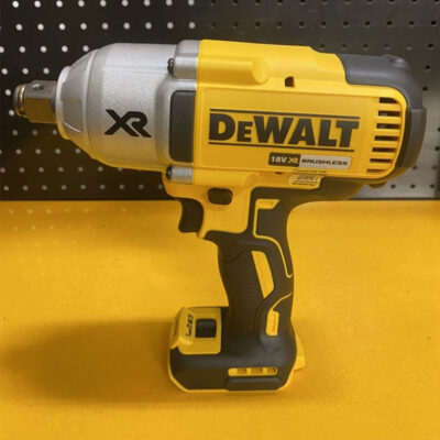 Máy siết bu lông pin 18V Dewalt DCF897M1