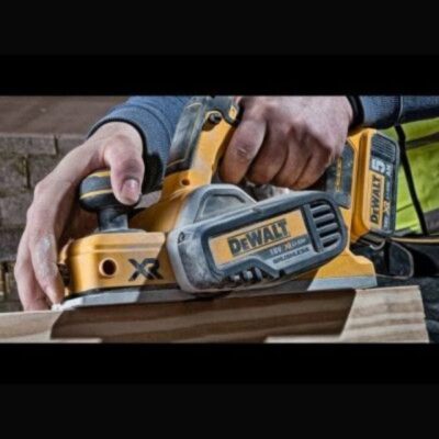 Máy bào gỗ pin 18V Dewalt DCP580D2