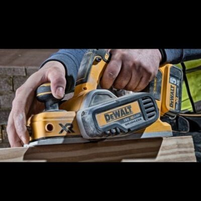 Máy bào gỗ pin 18V Dewalt DCP580M2