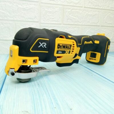 Máy cắt rung đa năng 20V Dewalt DCS356P1