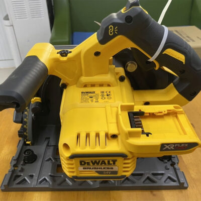 Máy cưa đĩa dùng pin 54V Dewalt DCS520NT-XJ