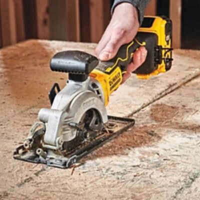 Máy cưa đĩa pin 18V Dewalt DCS571P2