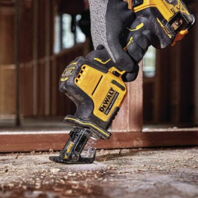 Máy cưa kiếm pin 20V Dewalt DCS369P1