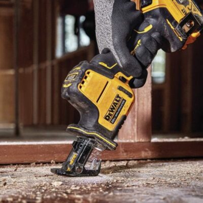 Máy cưa kiếm pin 20V Dewalt DCS369P2