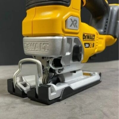 Máy cưa lọng dùng pin 20V DeWalt DCS334B