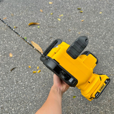 Máy cưa xích dùng pin 20V Max Dewalt DCCS620B
