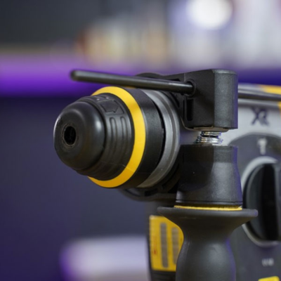 Máy khoan cầm tay 20V Dewalt DCH273B