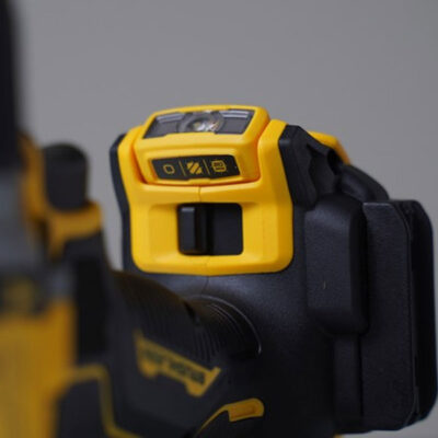 Máy khoan động lực dùng pin 20V Dewalt DCD805NT