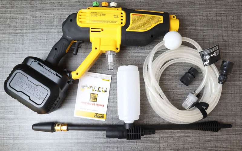 Máy rửa xe cầm tay dùng Pin 20V Max Dewalt DCPW550B