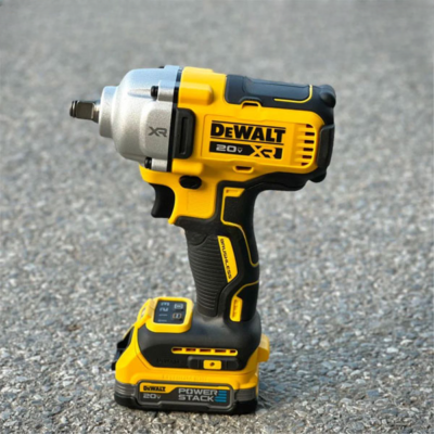 Máy siết bu lông cầm tay 20V Dewalt DCF891P2