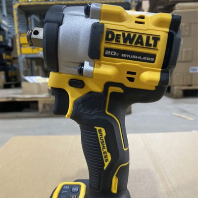 Máy bắn bu lông pin 20V Dewalt DCF921M2