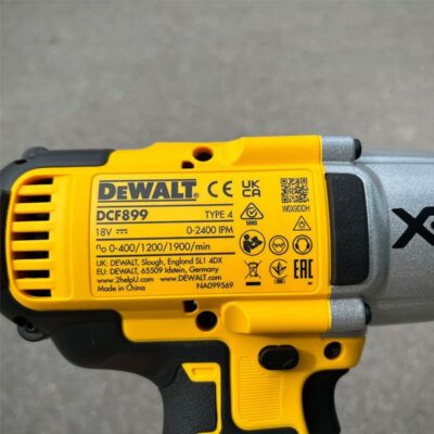 Máy siết bulong pin 18V Dewalt DCF899M2