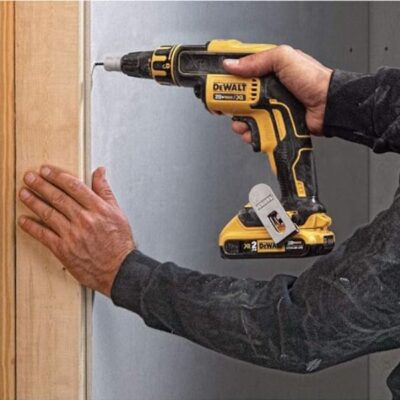 Máy vặn vít cầm tay 18V Dewalt DCF620D2