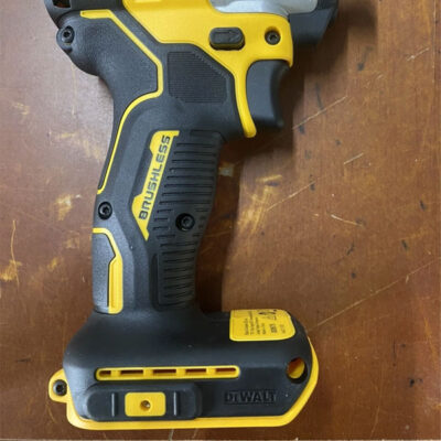 Máy vặn vít dùng pin 20V Dewalt DCF840D2