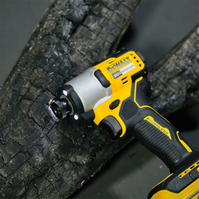 Máy vặn vít dùng pin 20V Max Dewalt DCF840M2