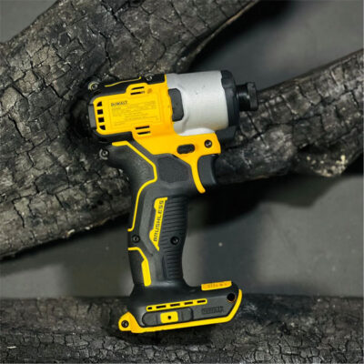 Máy vặn vít dùng pin 20V Max Dewalt DCF840M2
