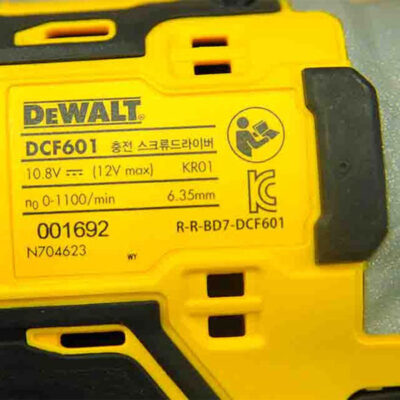 Máy vặn vít pin 12V Dewalt DCF601D1