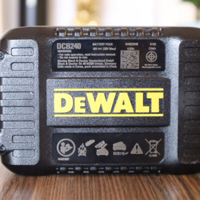 Pin li-ion 20V 4.0Ah Dewalt DCB240-B1