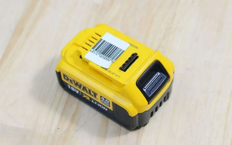 Pin sạc Dewalt DCB182-B1 4ampe 18V