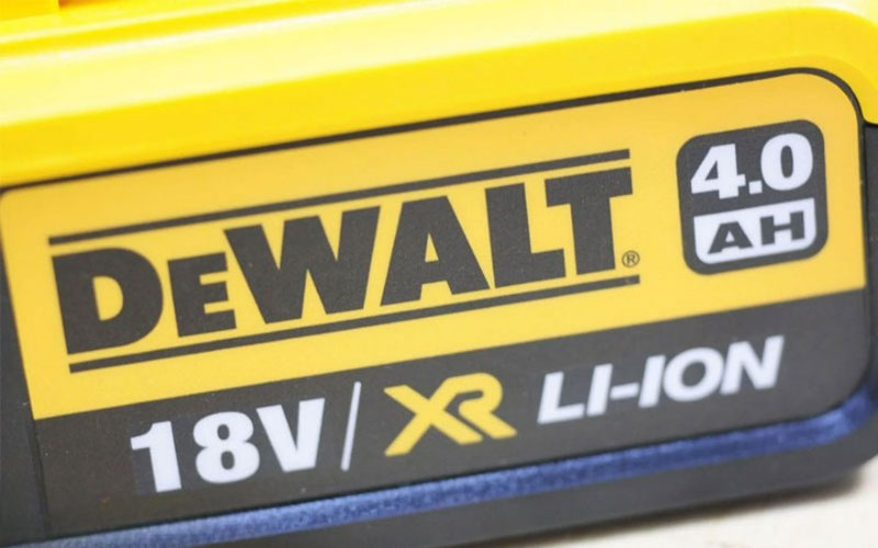 Pin sạc Dewalt DCB182-B1 4ampe 18V