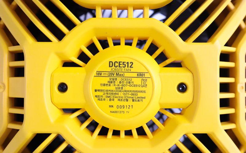 Quạt bàn pin 20V Dewalt DCE512N-KR