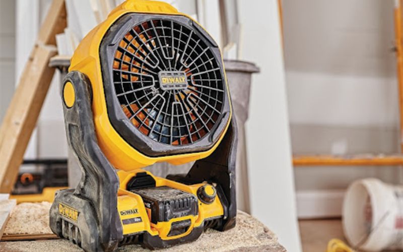 Quạt dùng pin 20V Dewalt DCE512P1