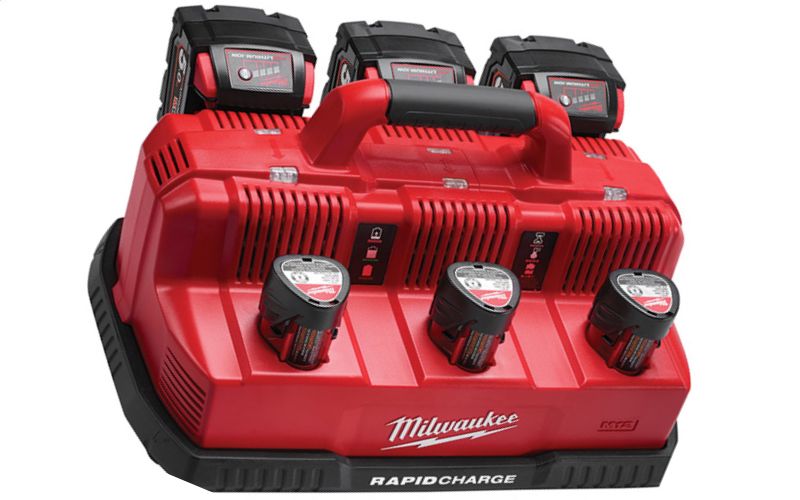 Sạc pin nhanh 12V ,18V Milwaukee M12-18C3