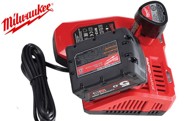 Sạc pin nhanh 12V ,18V Milwaukee M12-18FC