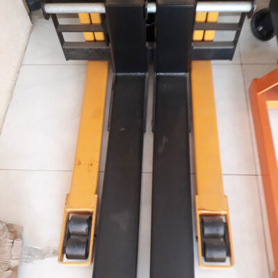 Xe nâng điện bán tự động Ichimens 2XCE59-10 (1000kg - 2,5m)