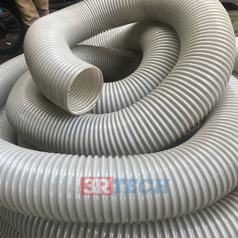 ong-hut-bui-gan-nhua