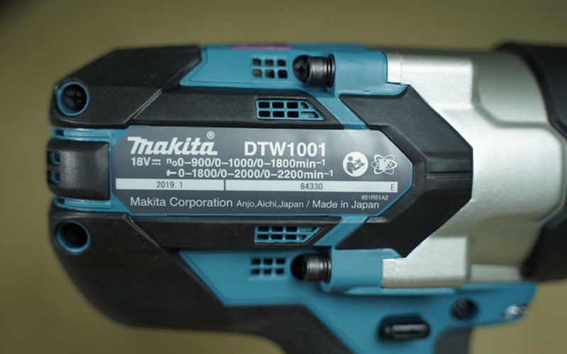 Máy siết bu lông dùng pin Makita DTW1001RTJ
